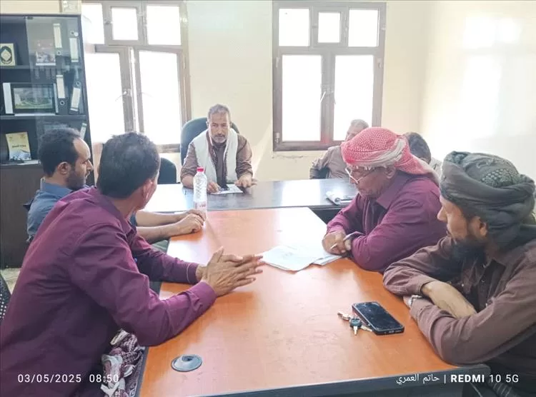 مجلس آباء مدرسة "ذمثبة" بسرار يعقد اجتماعا استثنائيا لتقييم العملية التعليمية والتهيئة للاحتفاء بانتهاء العام الدراسي