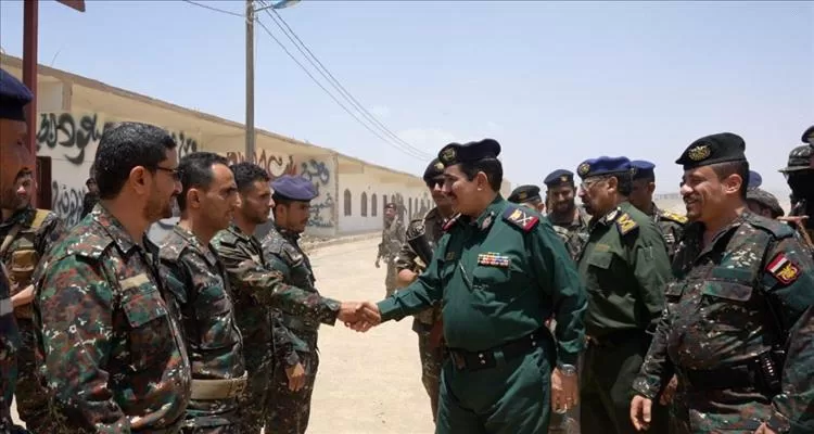 وزير الداخلية يتفقد جاهزية قوات الأمن الخاصة بمأرب ويطلع على سير العمل في مصلحة التأهيل والإصلاح