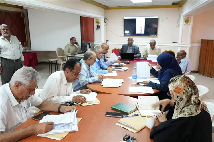 المجلس الطبي الاعلى يعقد اجتماعه الرابع بعدن اليوم ويتخذ عدد من القرارات
