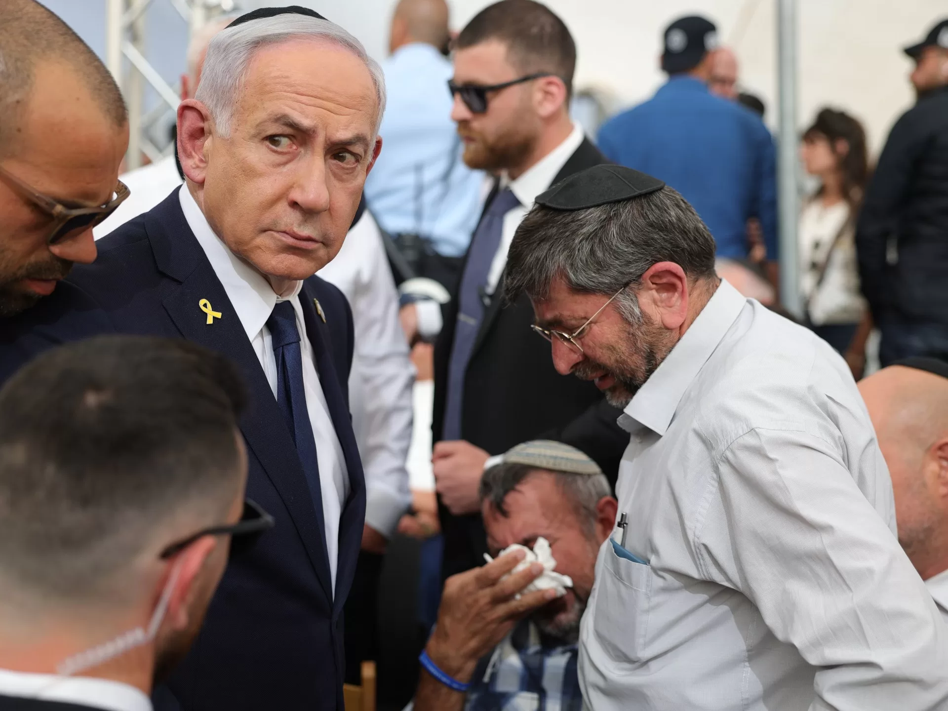 إسرائيل تقترب من الانفجار.. صواريخ من السماء واقتصاد ينهار