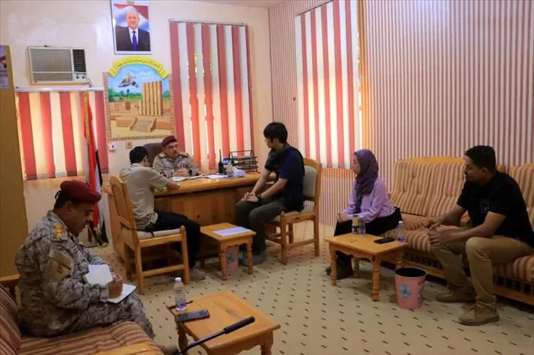 رئيس الاستخبارات يبحث في مأرب مع وفد ياباني تعزيز التعاون المشترك