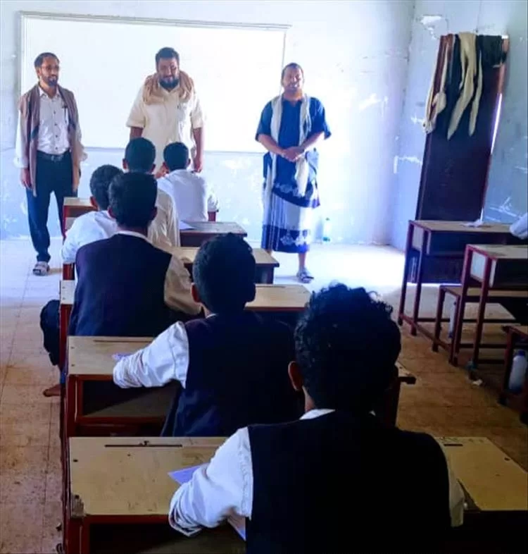 مدير مكتب التربية والتعليم بمديرية ميفعة يتفقد سير اختبارات الثانوية العامة.