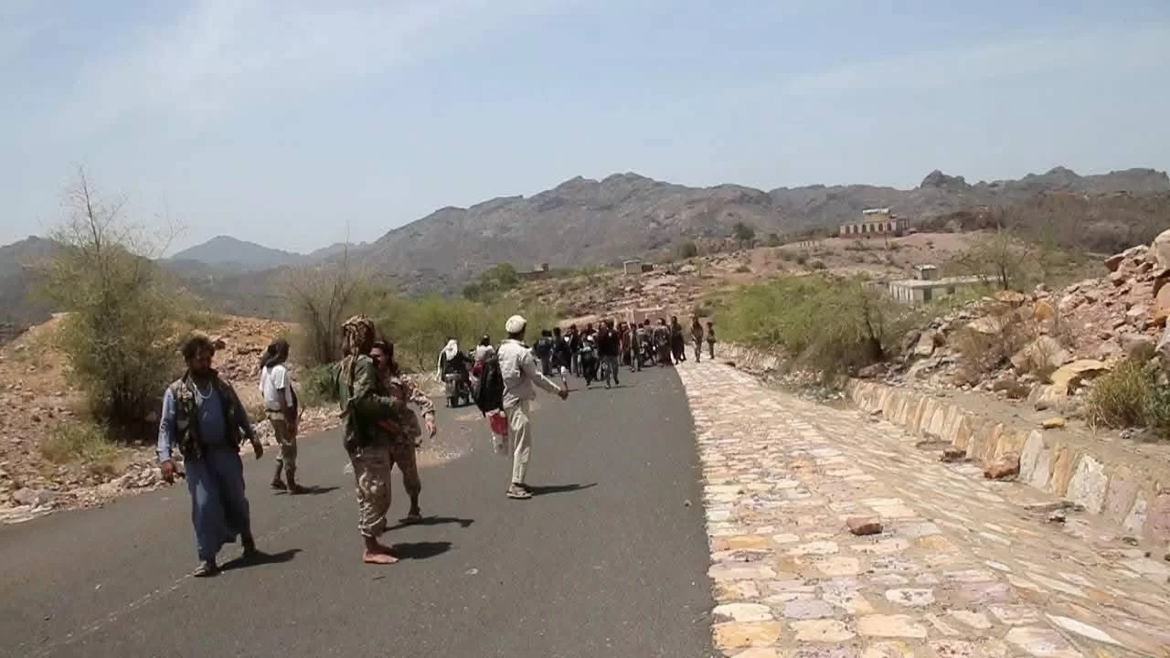 استئناف حركة المرور على طريق صنعاء عدن عبر الضالع… خطوة لتعزيز