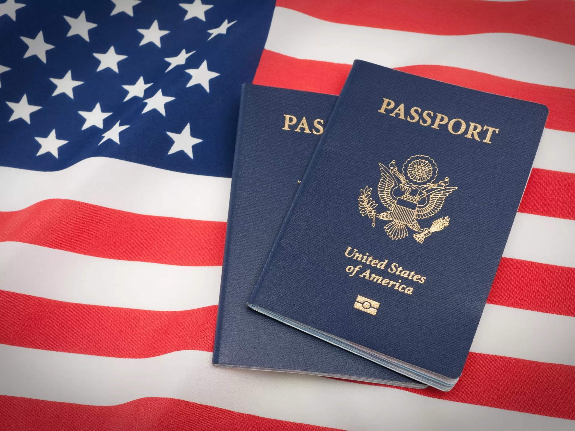 الجائزة الجنسية الأميركية.. واشنطن تدرس إطلاق برنامج تلفزيوني للمهاجرين