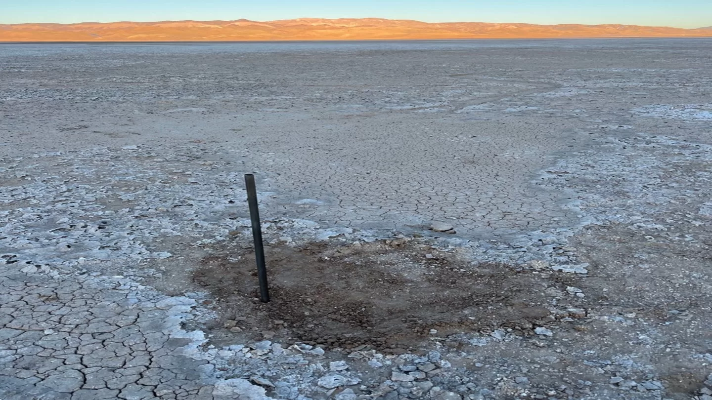 السالار الأمريكي الليثيوم لاكتساب مشروع كاوتشاري ليثيوم سالار في الأرجنتين