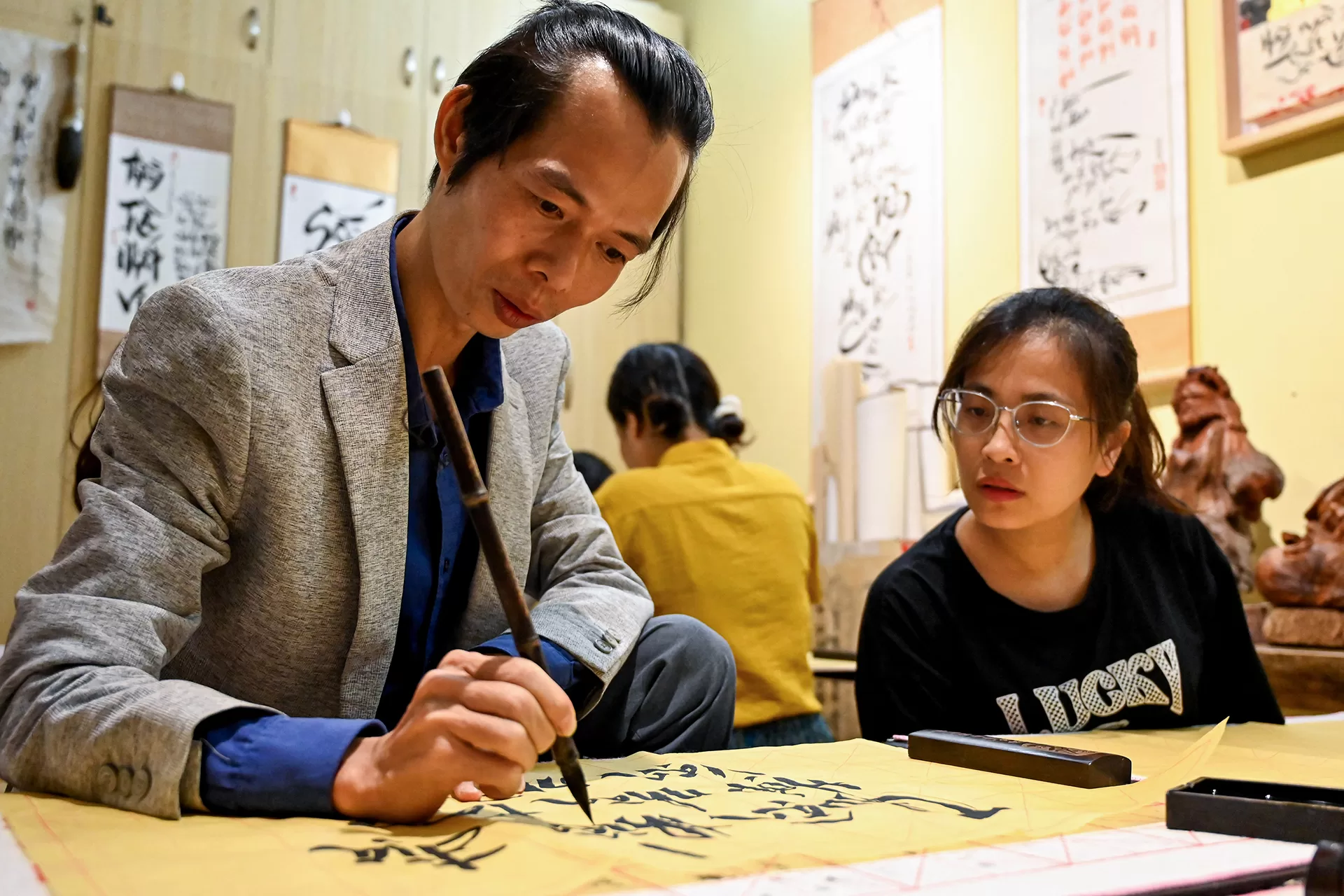 الكتابة باللاتينية: تراث استعمار عميق الجذور لدى الفيتناميين