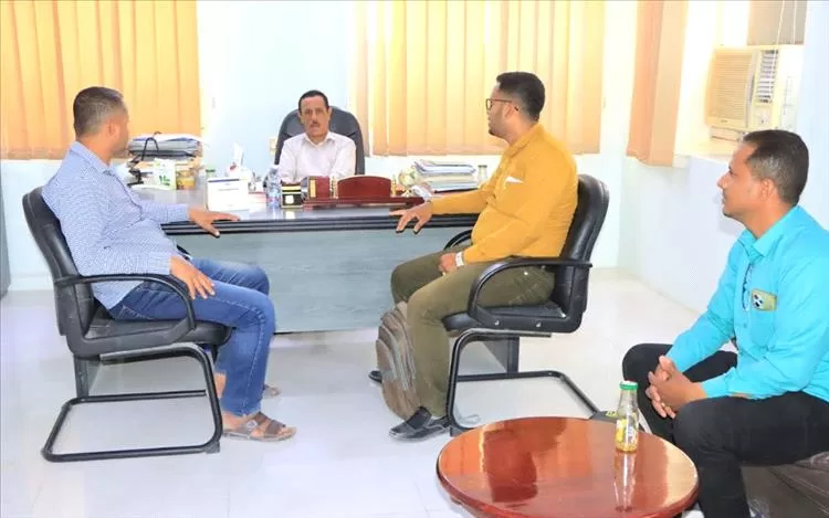 الدكتور العمودي يلتقي بقيادة نقابة المهن الصحية بهيئة مستشفى سيئون العام