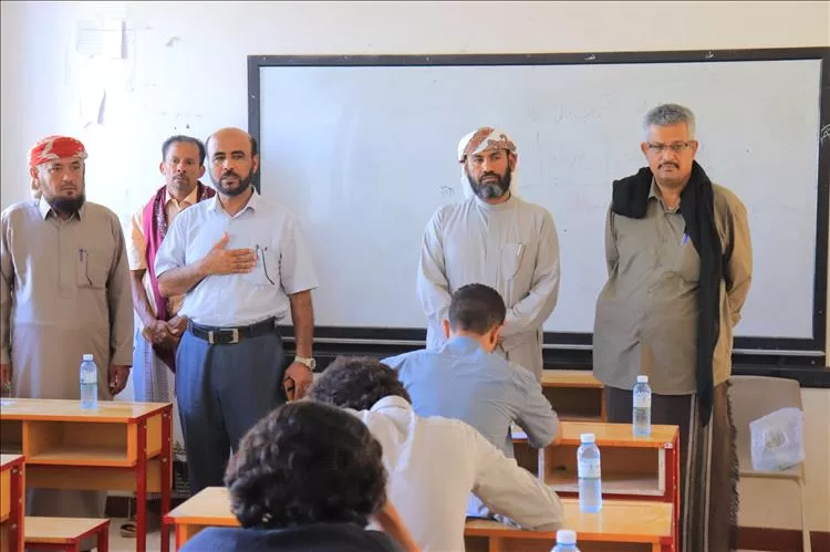 اليمن اليوم اخبار المحافظات المدير بن حريز يتفقد سير