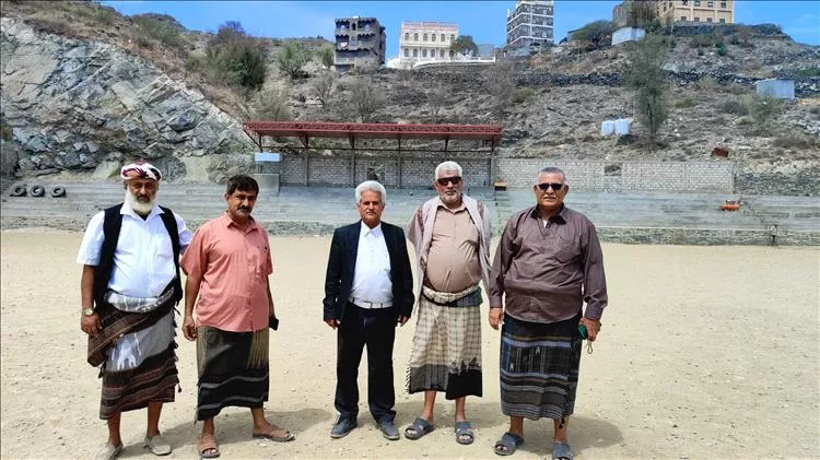 أخبار المحافظات - مدير عام يافع رصد ورئيس نادي يافع يتفقدان ملعب الفقيد سامي السليماني