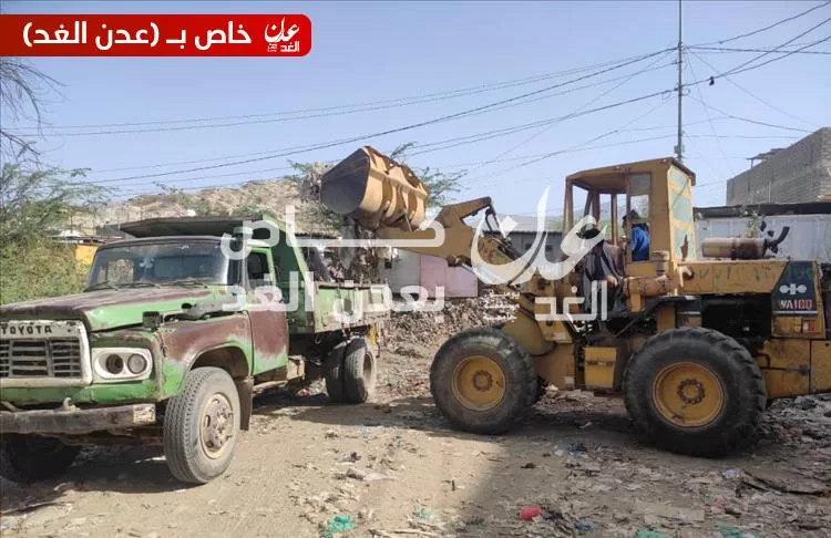صندوق النظافة بمودية ينفذ حملة لنقل المخلفات الى خارج المدينة