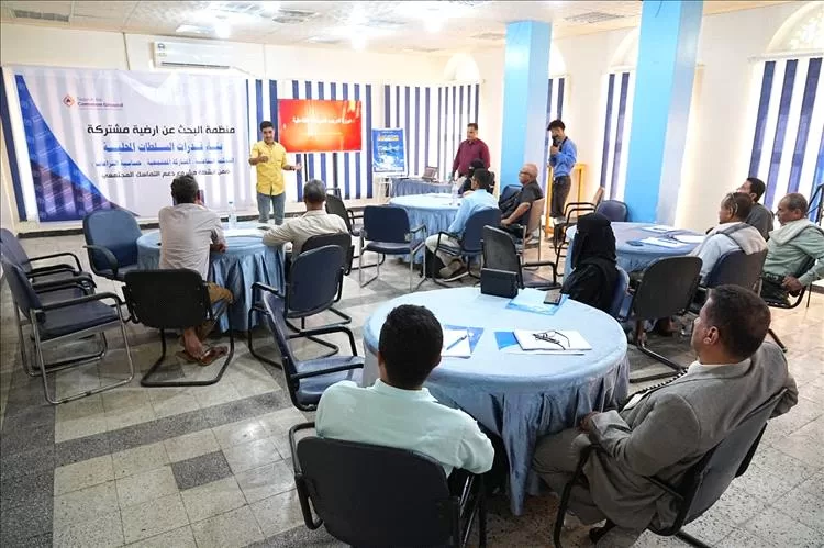 مدير عام مقبنة وقيادات تنفيذية يشاركون في دورة تدريبية حول "بناء قدرات السلطة المحلية"