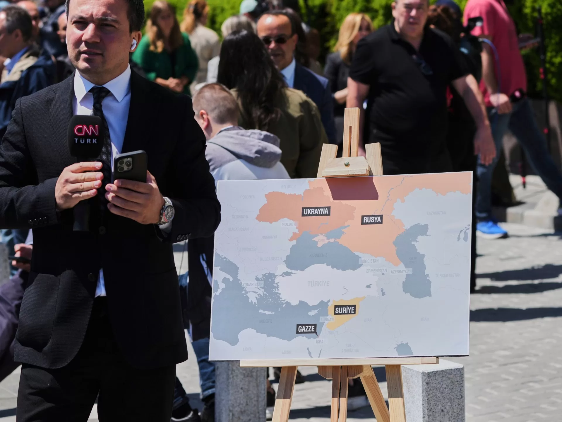 بوتين يغيب عن مباحثات إسطنبول وزيلينسكي يعتبرها "إهانة"