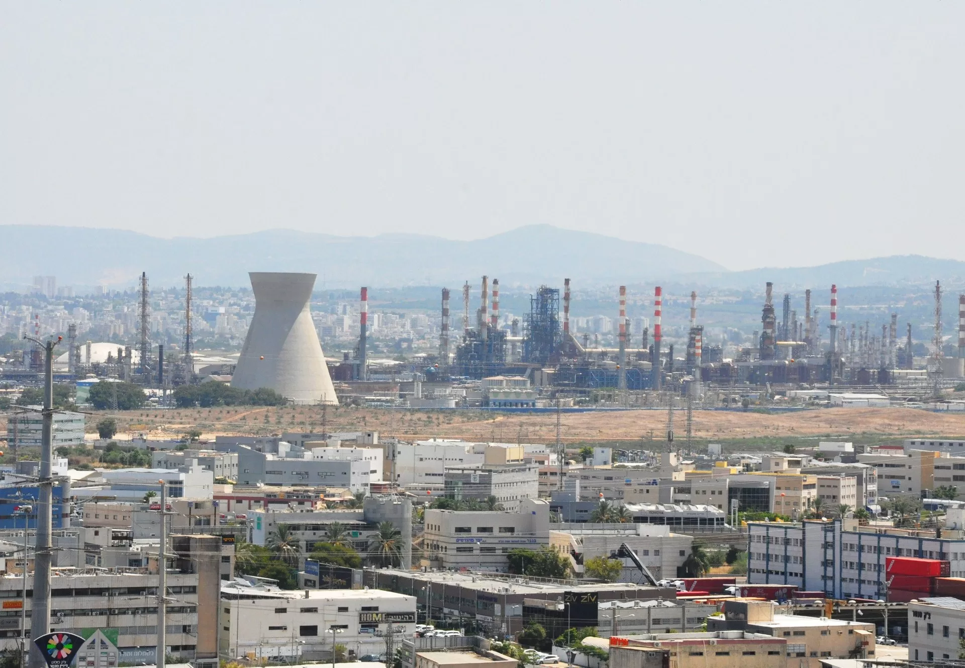 ميناء حيفا "بوابة إسرائيل" التي يتوعدها الحوثيون