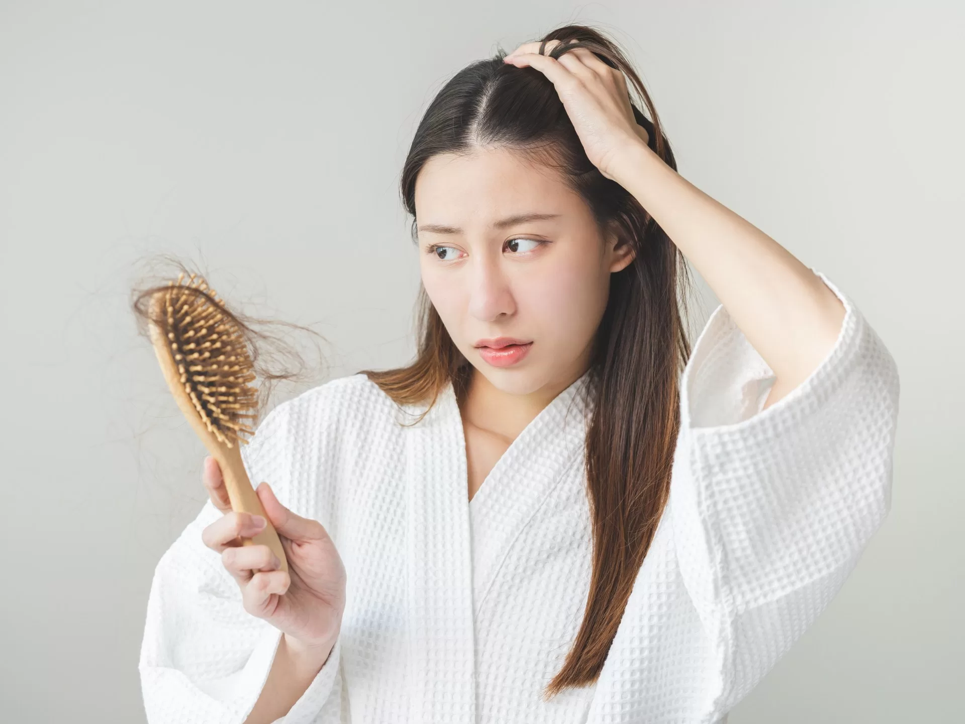 7 خرافات للعناية بالشعر يجب التوقف عن تصديقها