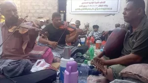 أخبار المحافظات – بن عطاف يزور منتدى الحصن الثقافي ويشيد بجهودهم في إحياء الموروث الشعبي