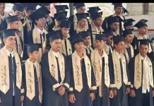 مدرسة المتميزين الأهلية بميفعة شبوة تحتفل بتخرج طلابها في نهاية مرحلة الثانوية