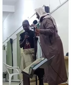 أخبار المحافظات – مهاجر أثيوبي يعلن إسلامه في شبوة