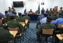 وزير الداخلية في زيارة تفقدية لشرطة محافظة مأرب