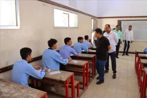 أخبار عدن – أمين عام مديرية خور مكسر يدشن امتحانات الثانوية العامة للعام الدراسي 2024 – 2025م