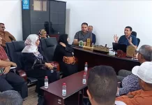 إجتماع موسع يناقش ترتيبات تنفيذ عدد من التدخلات لمكافحة الضنك والحميات في عدن