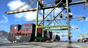 أخبار عدن – وصول الباخرة العملاقة “ISTANBUL BRIDGE” إلى ميناء عدن قادمة من الصين