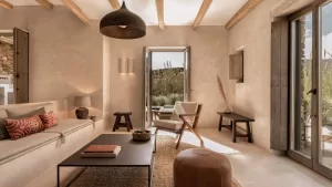 أفضل فنادق الجزر اليونانية، وفقًا لآراء محررينا