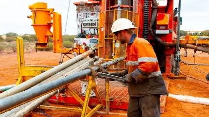 ألاسكا للطاقة تُغلق تمويل الاستكشاف في مشروع أنجلييه بيلتر في كندا