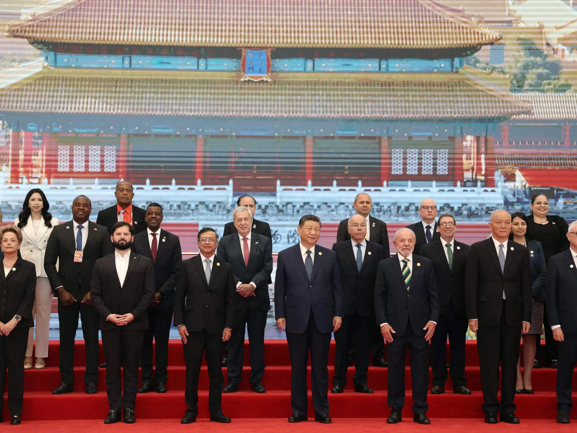 أمريكا اللاتينية تتجه نحو الصين وسط المواجهة التجاري