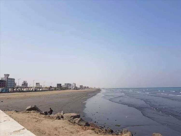 وفاة أربعة أشخاص من أسرة واحدة غرقًا بساحل أبين في عدن