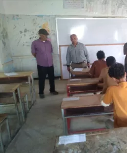 أنباء وردت الآن – في إطار زيارته.. مدير التربية في لودر يراقب امتحانات ثانوية الشهي