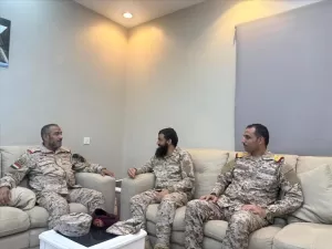 اخبار المناطق – قائد هيئة الأركان السنةة يتابع الوضع العسكري في محور مران