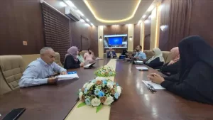 اخبار عدن – الوكيل الشبحي يتباحث مع لجنة تطوير دليل الخدمات الصحية للمراهقين