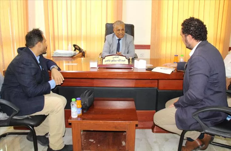 رئيس نيابة استئناف الأموال العامة بعدن يلتقي وفد "اليونسكو" لبحث سبل التعاون في حماية الآثار