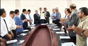 اخبار عدن – مجلس جامعة عدن ي honored عميدي كليتي اللغات والترجمة وكليّة الضالع الجامعية