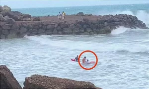 اخبار عدن – مدعا بتكريم شاب أنقذ روحًا من الغرق على شواطئ عدن