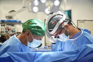 اخبار عدن – مركز الملك سلمان للإغاثة يختتم مشروعه الطبي التطوعي لجراحة وقسطرة القلب في عدن