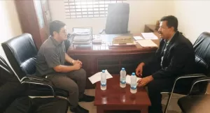 اخبار وردت الآن – المدير السنة لرضوم يضمن التزام الصندوق بصيانة الطريق الفرعي لمدينة رضوم