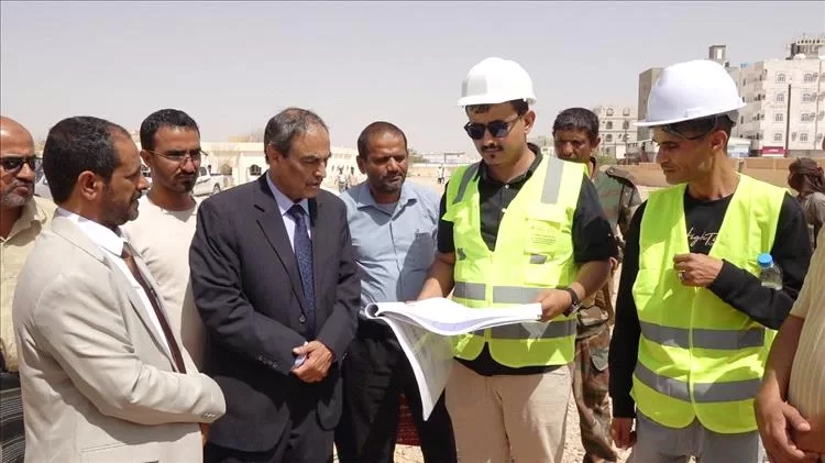 تدشين العمل في مشروع بناء مركز التغذية في عتق بشبوة