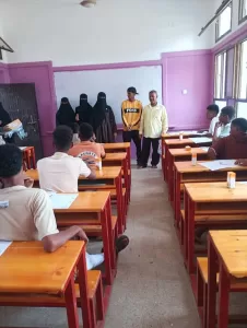 اخبار وردت الآن – جمعية نهضة المسيمير توزع المياه والعصائر على الطلاب في مركز الامتحانات الثانوية