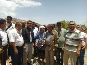 اخبار وردت الآن – لبعوس يافع تستضيف وفداً من مؤسسة تواصل لتفقد مشروع إنشاء مركز صحي في منطقة ب