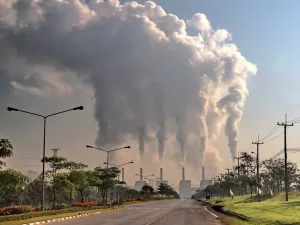ارتفاع غير مسبوق في انبعاثات الميثان من مصادر الوقود الأحفوري.