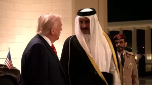 استقبال مميز.. أمير قطر يقدم حفلة عشاء رسمية لترامب في قصر لوسيل