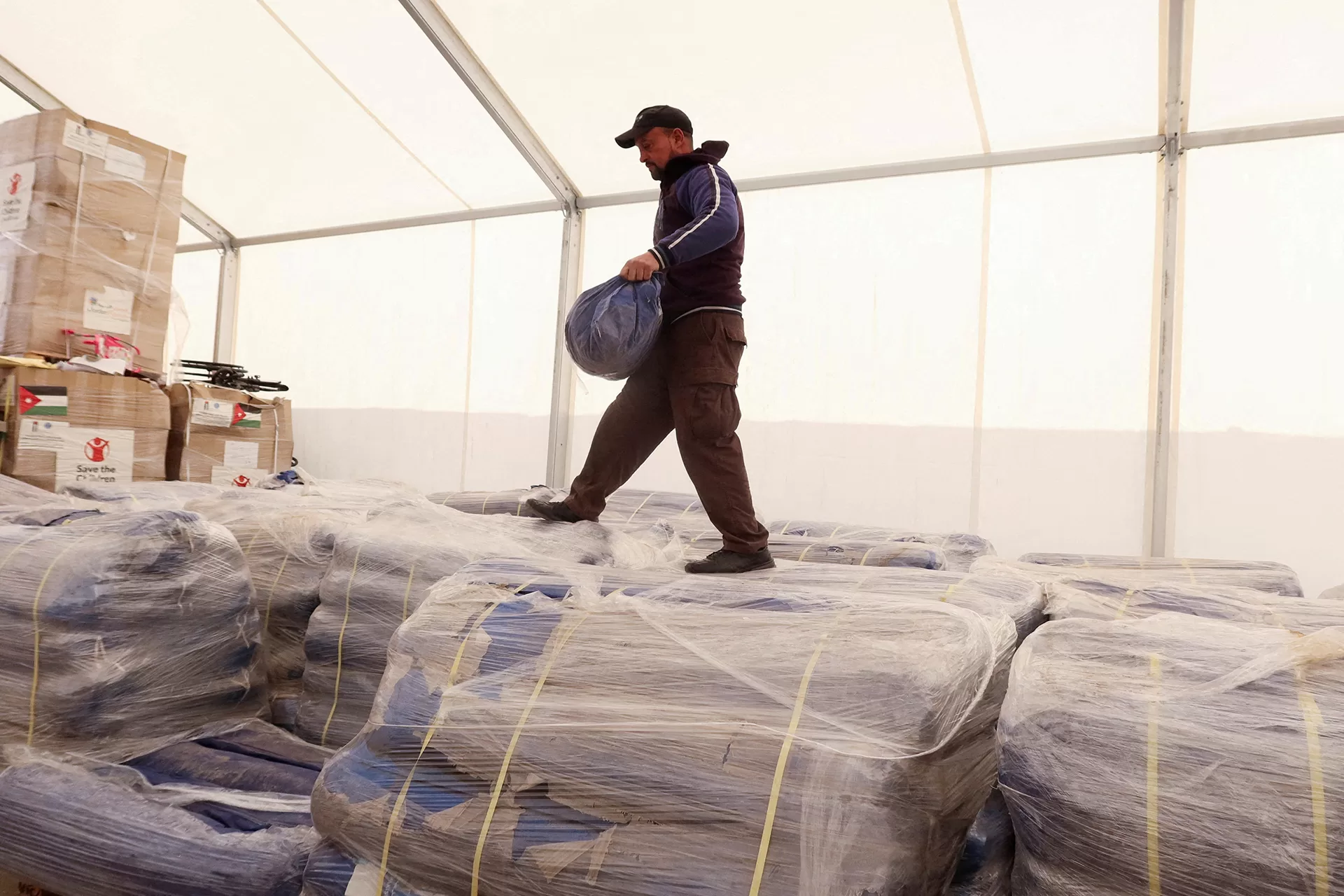 الأردن يعلق استقدام العمالة الأجنبية، هل يتمكن المواطنون من سد الحاجة؟