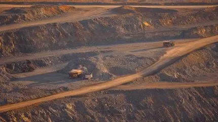 الحكومة العسكرية في غينيا تلغي 129 تصريحاً لاستكشاف التعدين