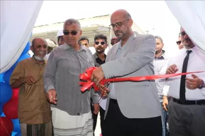 اليمن اليوم اخبار المحافظات – تدشين مشروع توفير وتركيب نظام الطاقة الشمسية لمركز الإنزال السمكي في الم