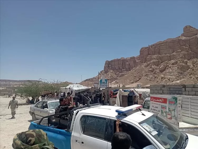 شرطة شبوة تواصل الحملة في نقل المهاجرين غير الشرعيين إلى خارج مدينة عتق