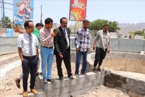 اليمن اليوم اخبار عدن – الزهري يتفقد بدء أعمال إعادة تأهيل وتطوير جولة البجع بخورمكسر