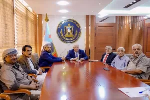 اليمن اليوم اخبار عدن – الكثيري يرأس الاجتماع الأول للجنة التحضيرية لمجلس شيوخ الجنوب العربي