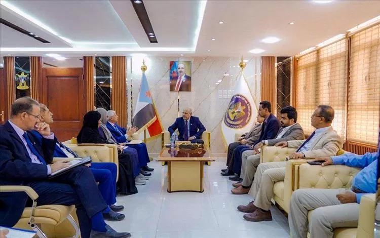 الكثيري يطّلع على سير عمل فريق الحوار الوطني الجنوبي وخططه وبرامجه المستقبلية