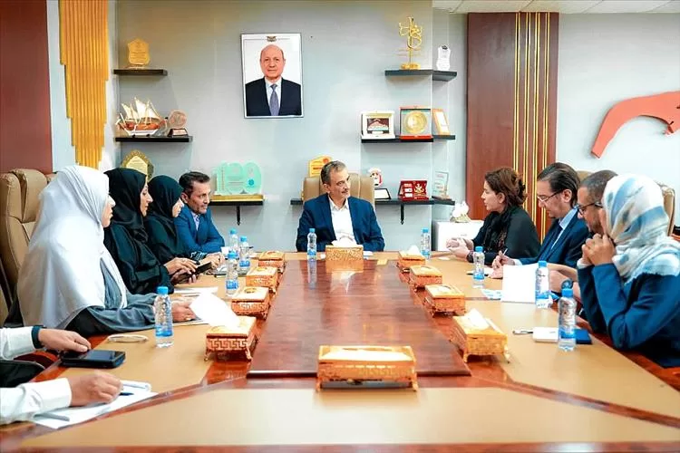 المحافظ لملس يلتقي ممثلة هيئة الأمم المتحدة للمرأة في اليمن